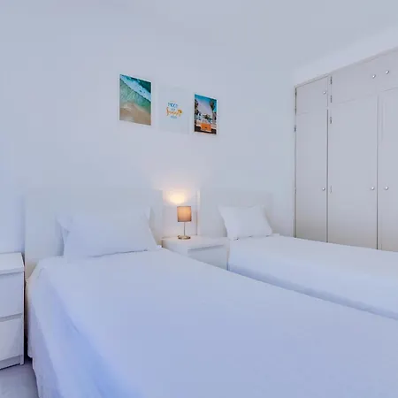 Al - Avenida Apartment